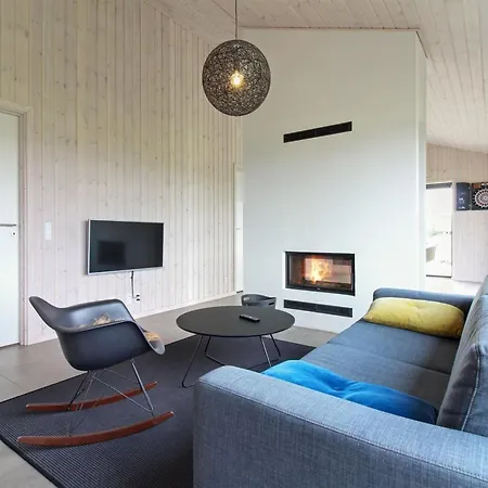 Fannie - 250m From The Sea By Interhome * Йёрринг